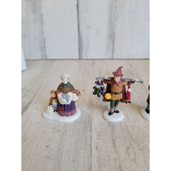 Dept 56 58289 Portobello Road Peddlers heritage village accessory xmas - Picture 2 of 8